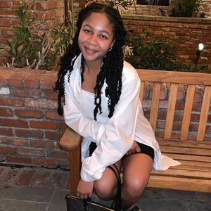 Meet your Posher, Pia